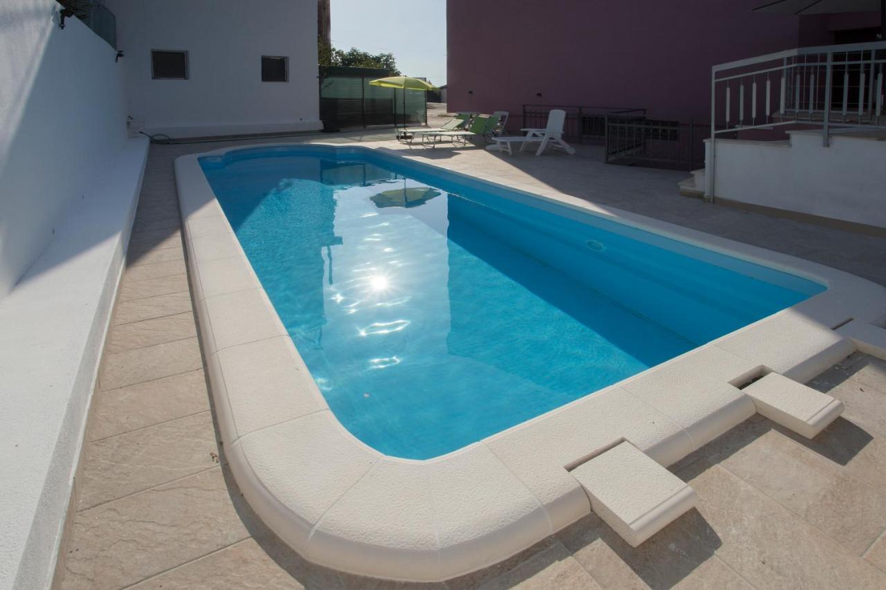 Villa Nives Holiday Apartment Rentals Podstrana Exterior photo