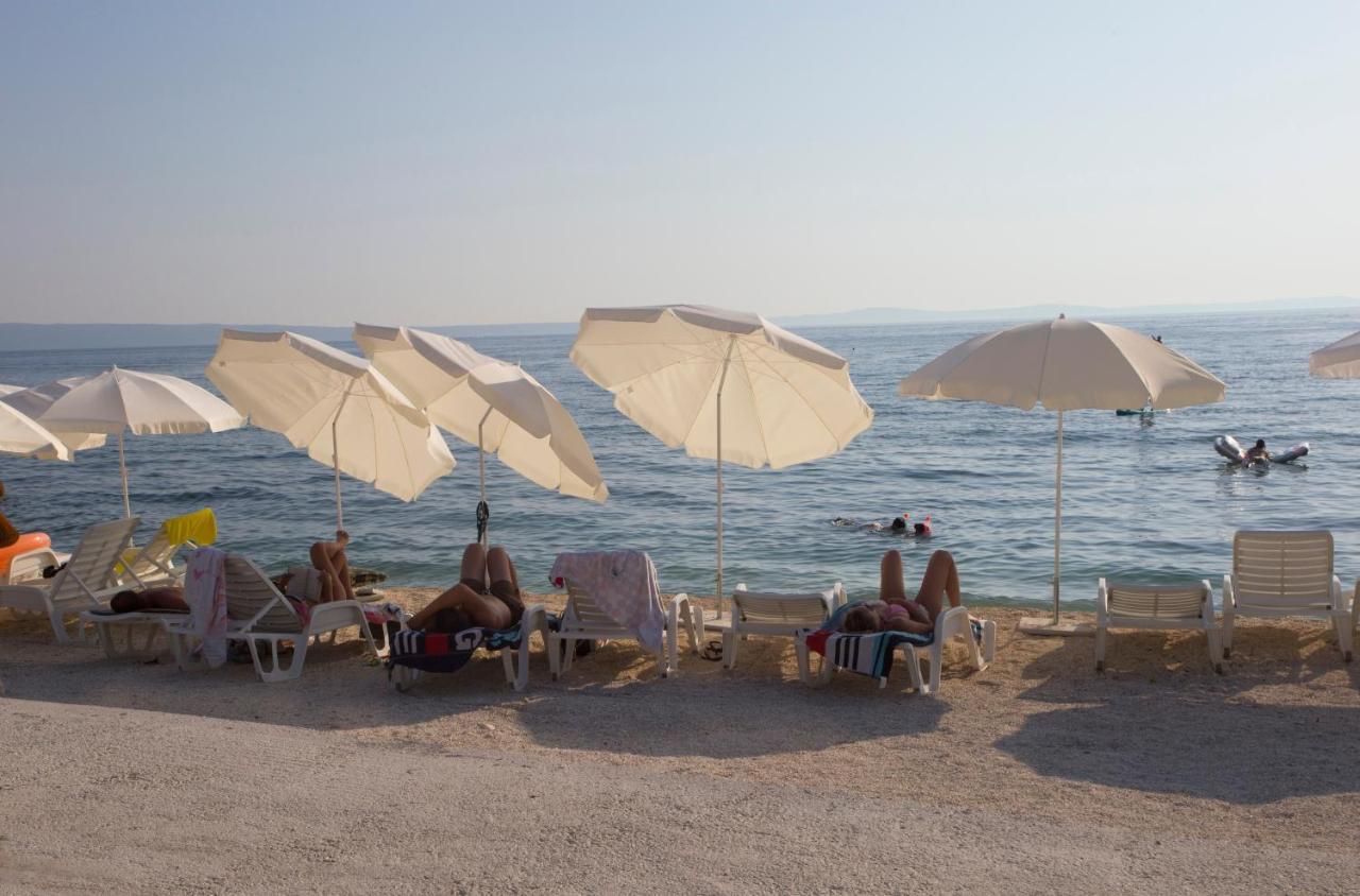 Villa Nives Holiday Apartment Rentals Podstrana Exterior photo